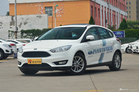 2017款福克斯两厢1.0T手动超能风尚型智行版EcoBoost 125