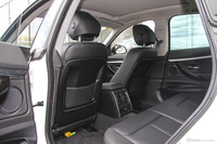 2016款宝马3系GT 320i 2.0T自动设计套装型 矿石白