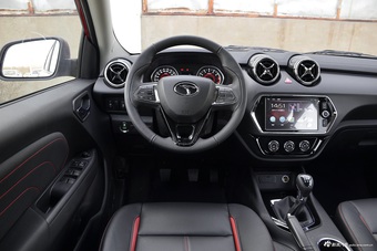 2017款东南DX3 1.5L手动豪华型