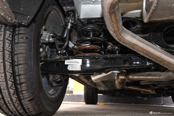 2015款猎豹CS10 2.0T手动风尚版 纽约黑