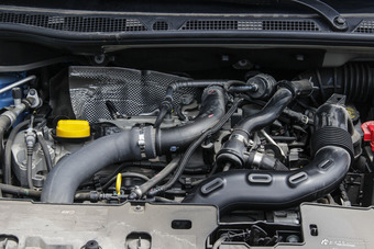 2015款雷诺卡缤1.2T自动舒适型