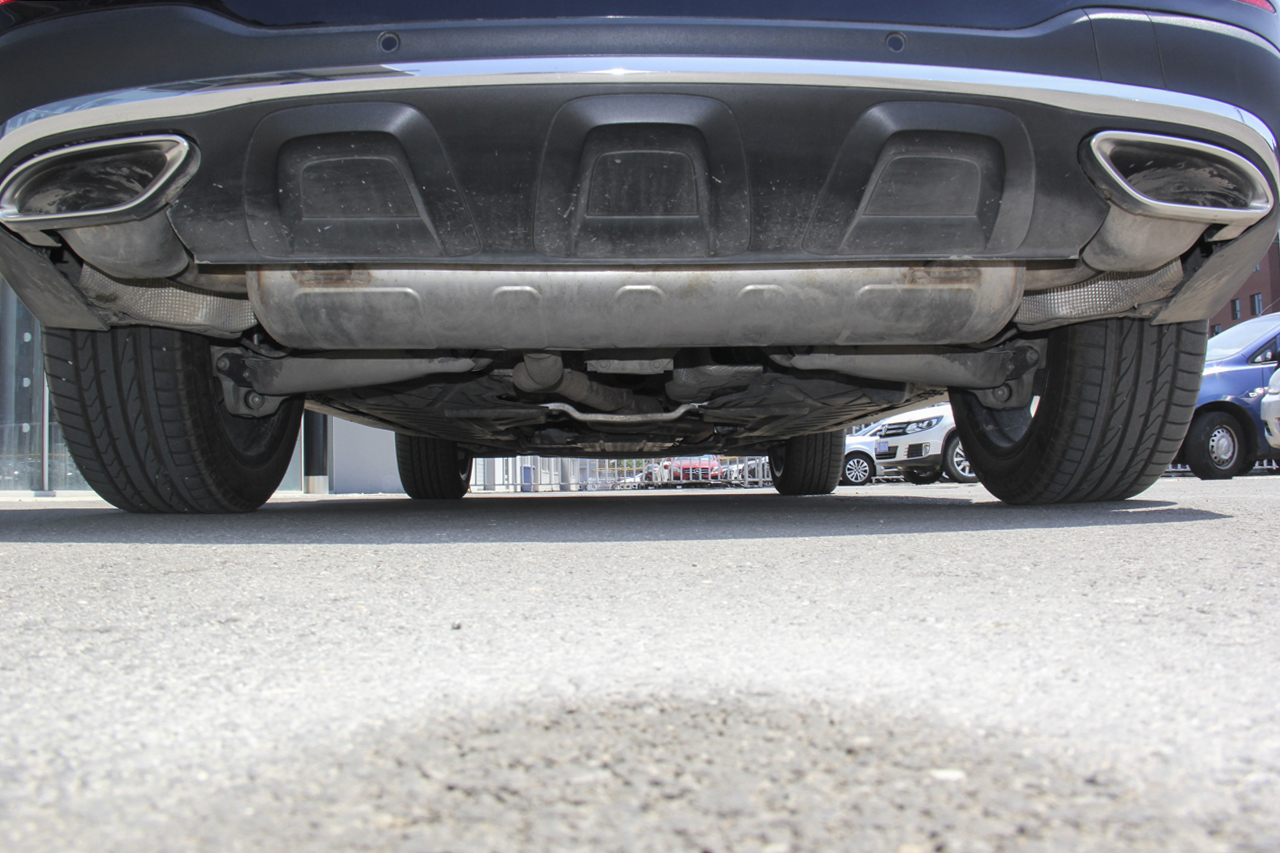 2018款奔驰GLC改款2.0T自动300 4MATIC动感型