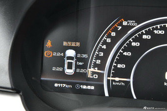 2017款哈弗H7 2.0T自动尊贵型红标