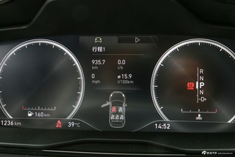 2018款领克02 1.5T自动两驱耀Pro版