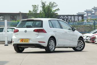 2018款高尔夫1.4T自动舒适型230TSI