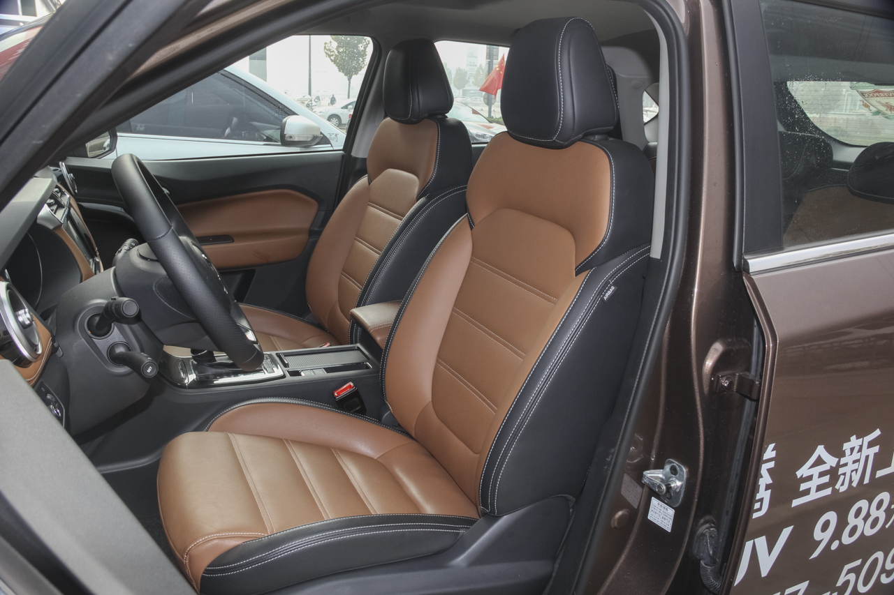  2017款锐腾1.5T 20T自动尊享版