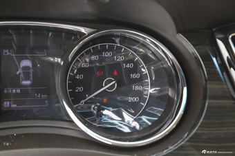 2016款宝骏730 1.5T手动豪华版 7座