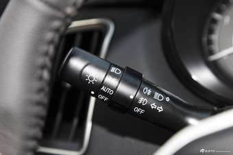 2017款驭胜S350 2.0T自动两驱柴油超豪华版7座 