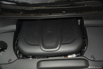 2018款比亚迪宋MAX 1.5T自动智联精英型6座