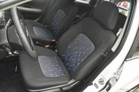 2016款哈弗H1 1.5L手动舒适型红标