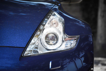 [实拍]极具侵略性 十足的战神之子 日产370Z