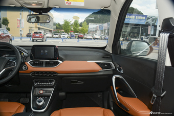 2017款宝骏510 1.5L自动豪华型