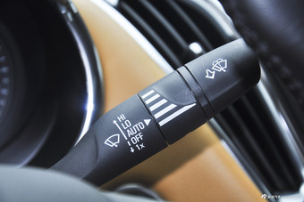 2016款迈锐宝XL 1.5T自动双离合锐享版