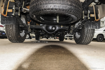 2015款 萨普 2.8T两驱舒适版5235长