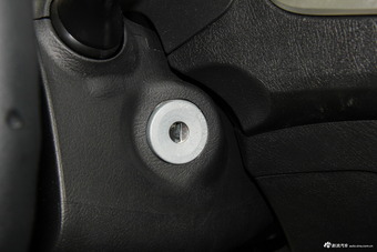 2017款黄海N1S加长型 2.8T手动柴油两驱运动版JE493ZLQ4CB