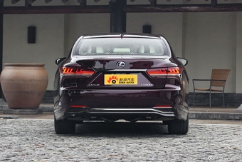 2018款雷克萨斯LS 3.5L自动500h F-SPORT 