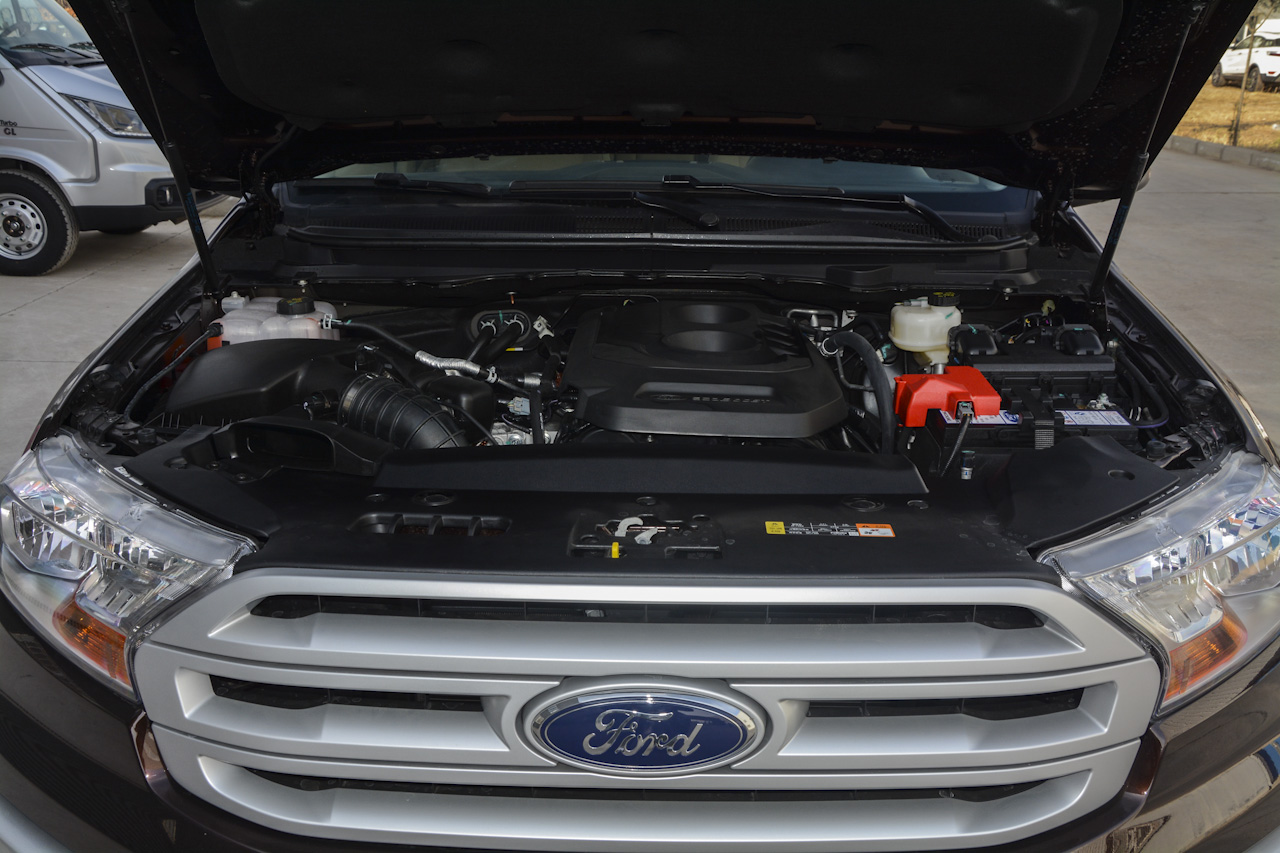 2017款撼路者2.0T自动四驱菁英版汽油5座图片