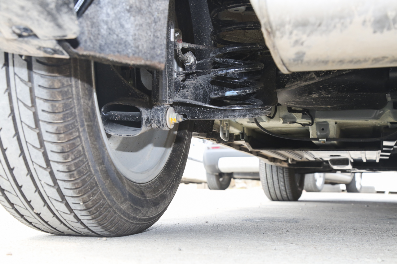 2015款锋驭1.6L手动进取型 珠光白