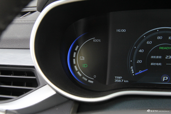 2018款帝豪新能源EV450 尊贵型