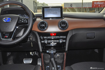 2016款昌河Q25 1.5L自动乐惠版