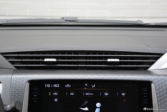 2017款吉利远景X1 1.3L 自动乐趣版