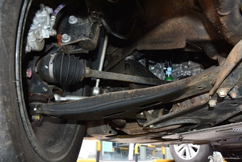 2018款斯巴鲁XV 2.0L自动全驱尊贵版EyeSight