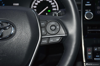 2019款亚洲龙双擎2.5L自动Limited旗舰版国V