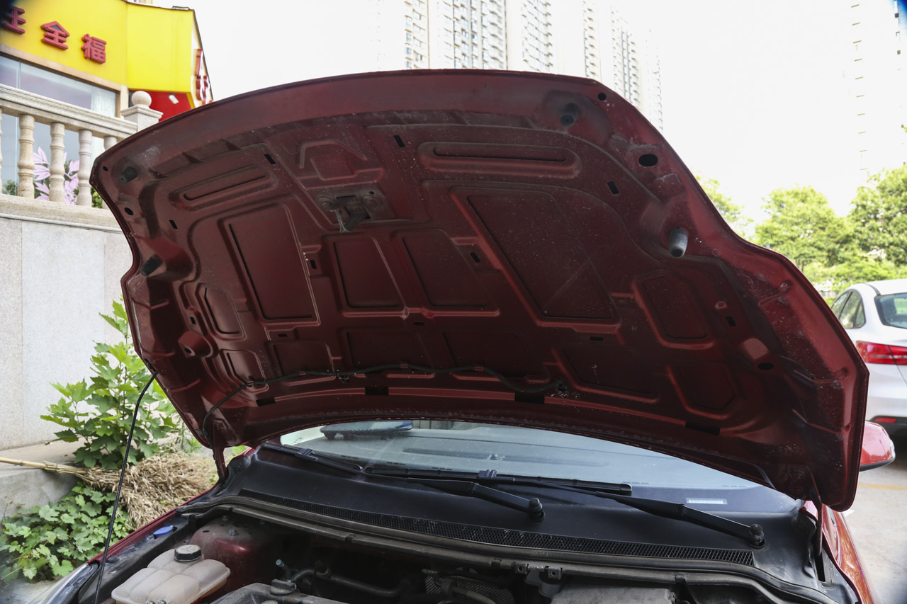 2013款福克斯两厢经典1.8L自动时尚型