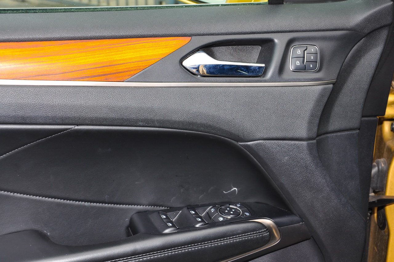 2017款林肯MKC 2.0T自动两驱尊雅版