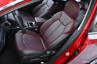 2018款奔腾X80 2.0L自动20周年纪念版