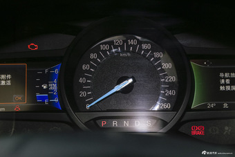 2015款锐界2.7T自动四驱运动型