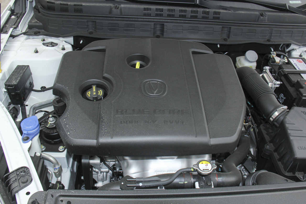 2018款逸动DT 1.6L自动智享型