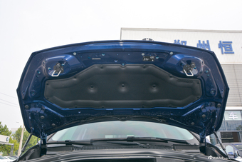 2018款宝马2系旅行车218i 1.5T自动尊享型运动套装