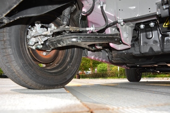 2018款宝骏E100智享版