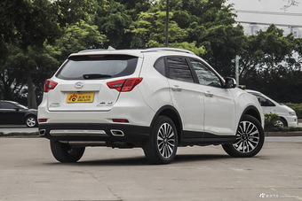 2015款传祺GS5 Super 1.8T自动四驱尊贵版