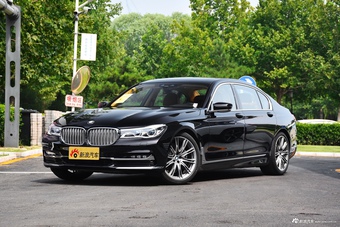 2018款宝马7系740Li 3.0T自动尊享型卓越套装xDrive图片