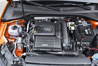 2018款奥迪A3 30周年型1.4T自动Sportback 35 TFSI进取型