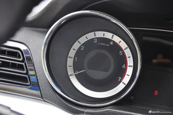 2015款雄师F22 1.9T手动两驱柴油豪华型