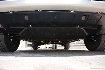 【图】2018款欧蓝德2.0L自动两驱荣耀版5座引