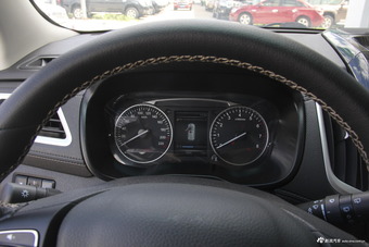 2018款斯威X7改款1.5T手动豪华互联版7座