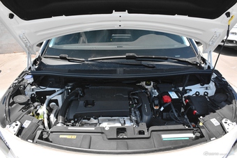 2017款标致5008 1.8T自动380THP精英版7座图片