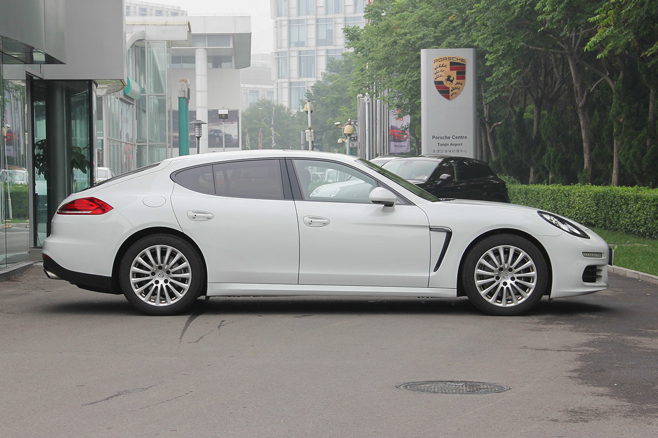 2014款保时捷Panamera 3.0T