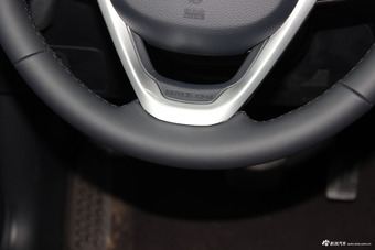 2016款自由光2.4L自动专业版+智能包