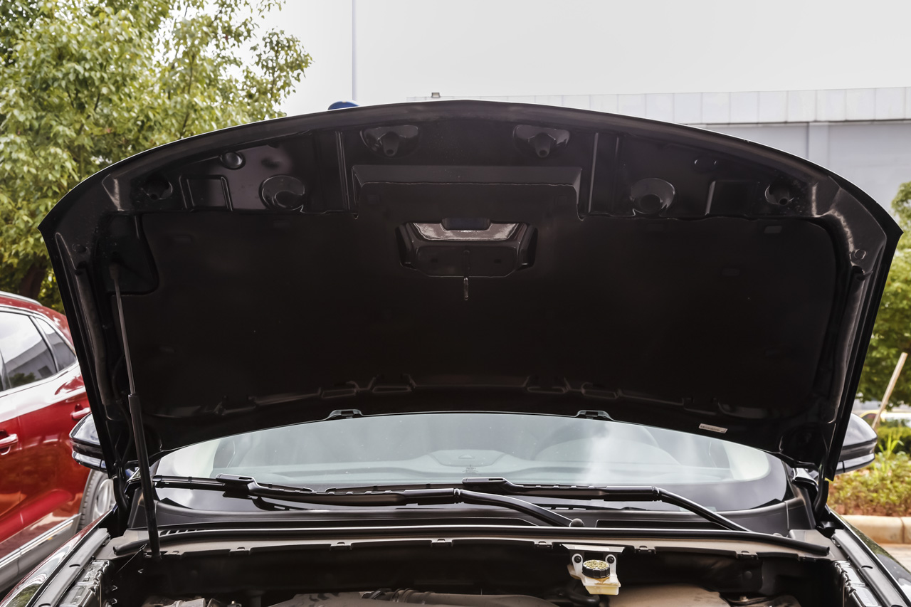 2016款林肯MKC 2.0T自动两驱尊雅版