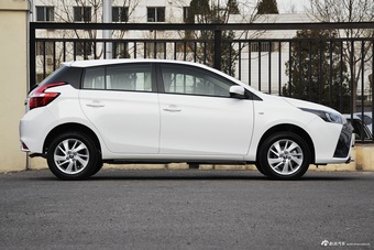 2016款丰田致炫L 改款 1.5L自动锐动版