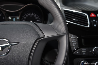 2017款海马S5强动力版1.6L手动舒适型