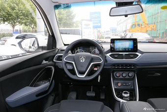 2018款宝骏530 1.8L自动精英型