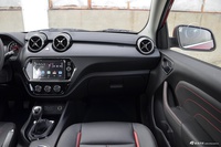 2017款东南DX3 1.5L手动豪华型