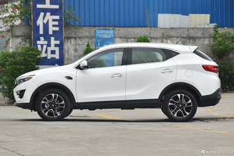 2017款DX7 1.5T自动豪华型