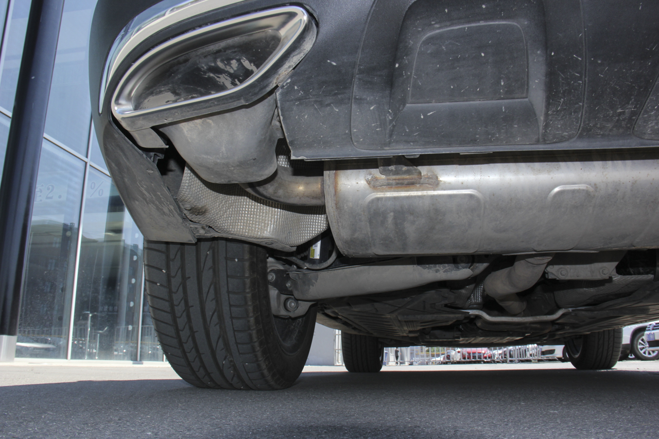 2018款奔驰GLC改款2.0T自动300 4MATIC动感型